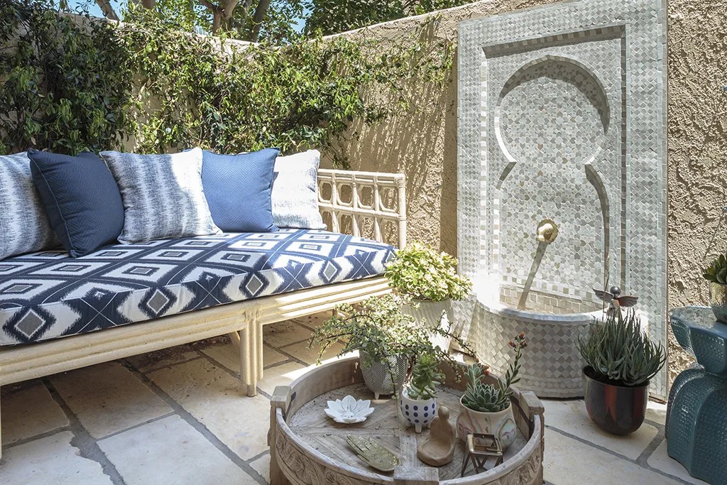 Courtyard Moroccan Fountain Transformation after — Courtyard by Bronwyn Poole