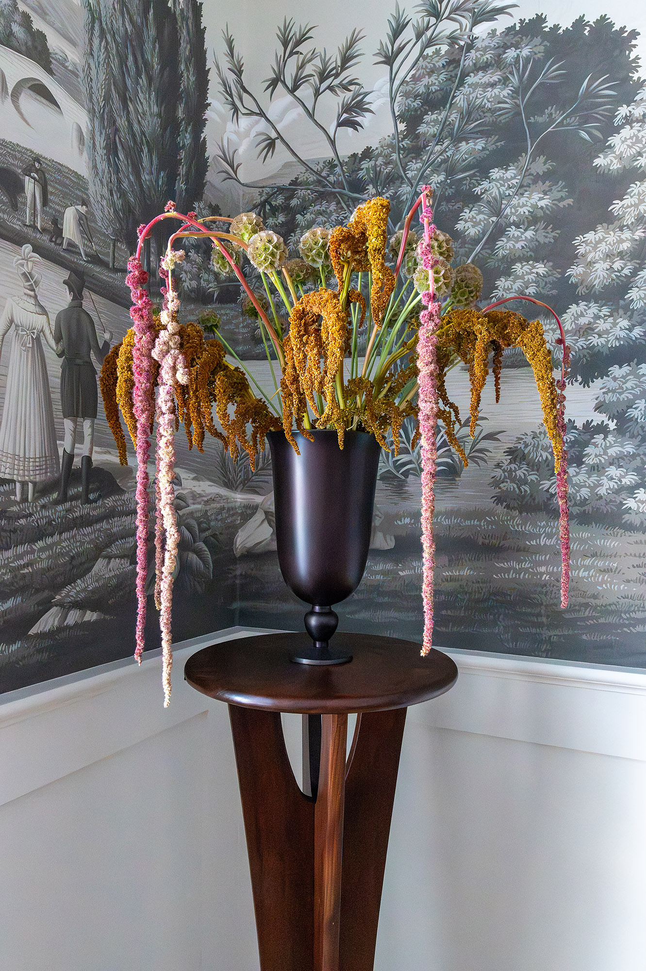 Formal dining walnut pedestal amaranth arrangement grisaille mural corner detail — Bronwyn Poole Interiors Formal dining walnut pedestal amaranth arrangement grisaille mural corner detail — Bronwyn Poole Interiors
