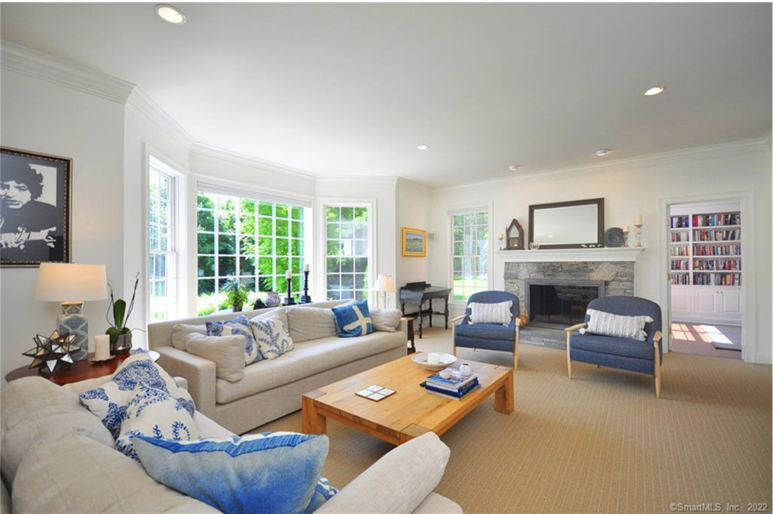Bay Window Living Room Transformation before — Living Room design