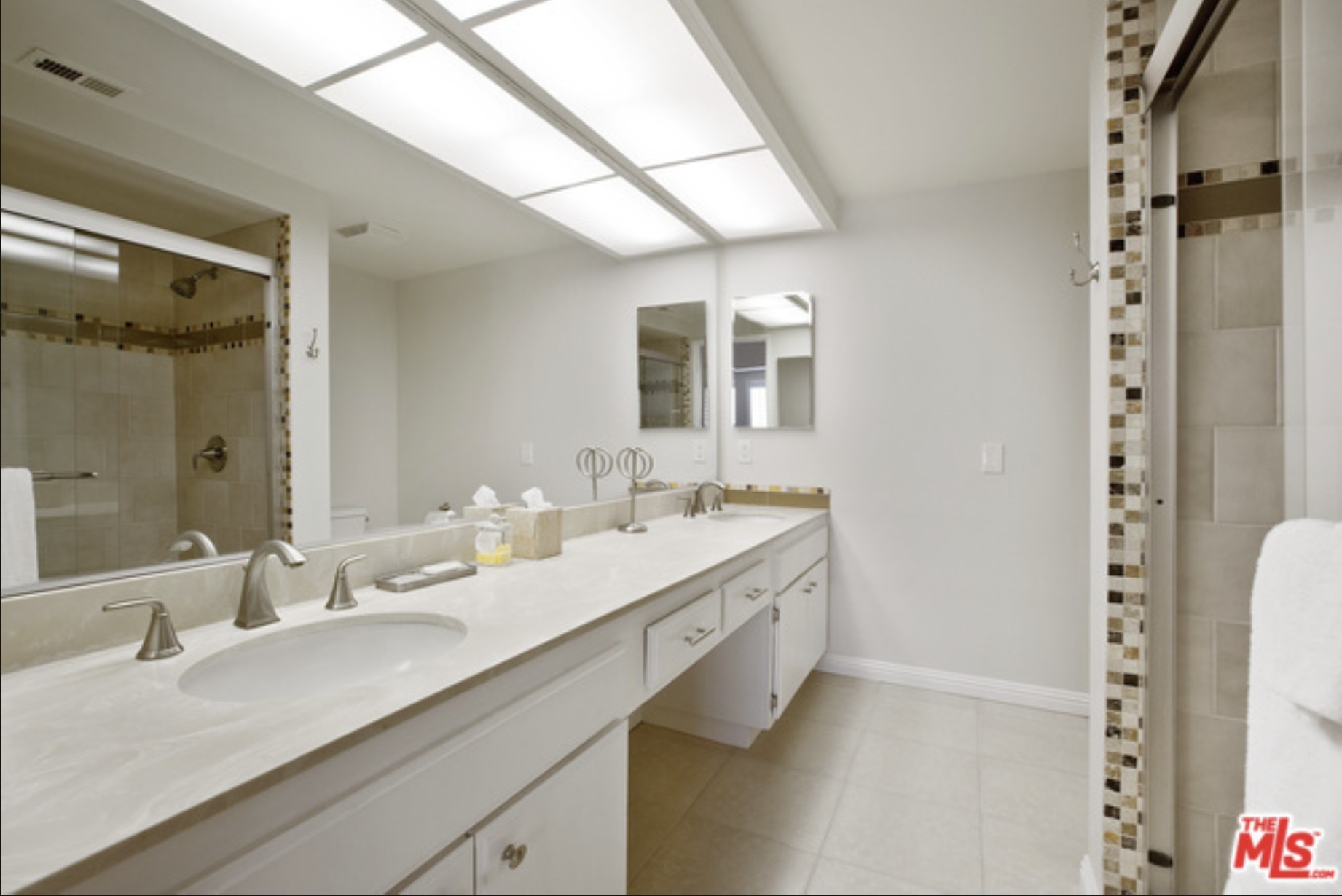Ensuite Bathroom Full Transformation before — Bathroom design