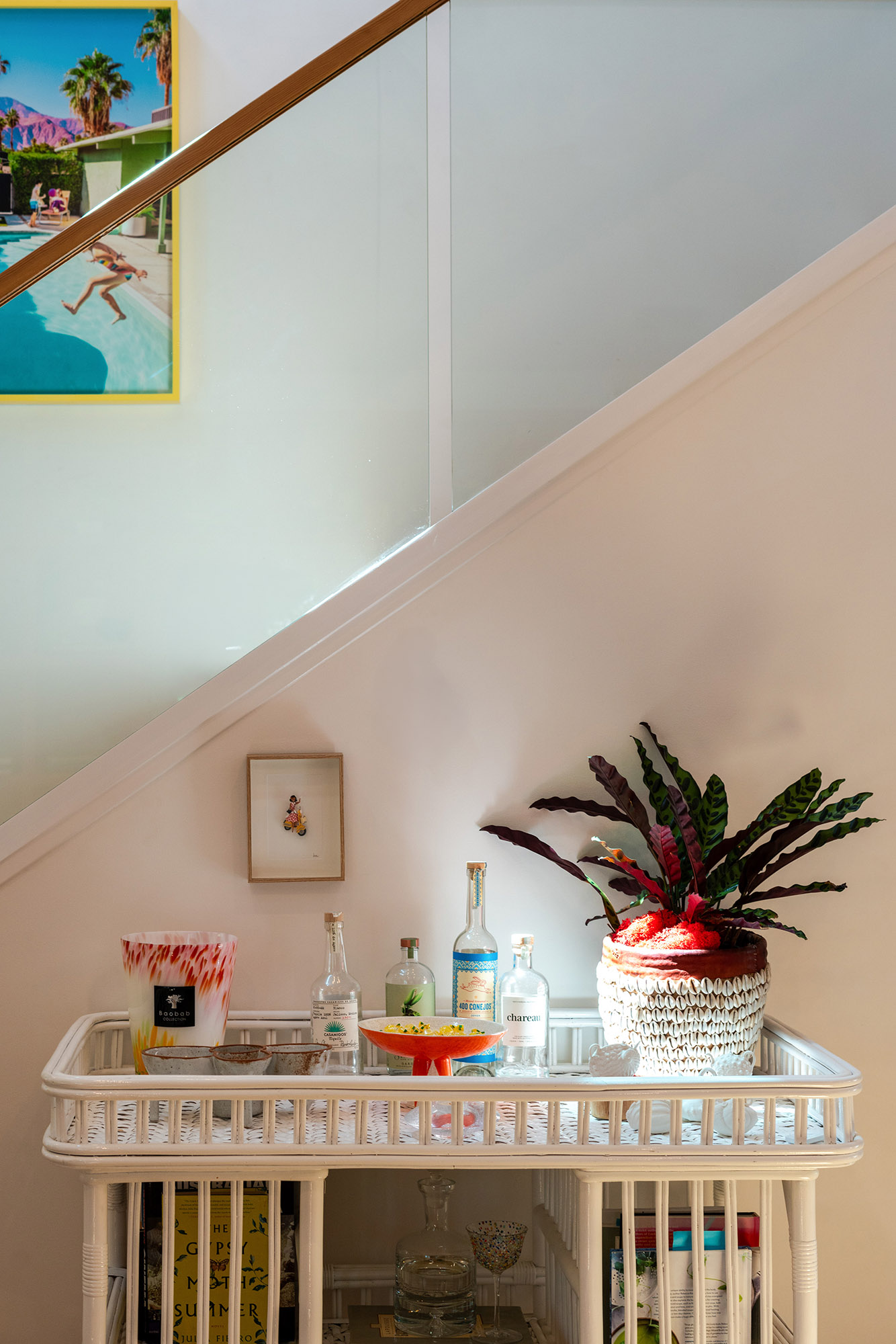 Santa monica staircase bar cart glass railing palm springs art calathea detail — Bronwyn Poole Interiors Santa monica staircase bar cart glass railing palm springs art calathea detail — Bronwyn Poole Interiors